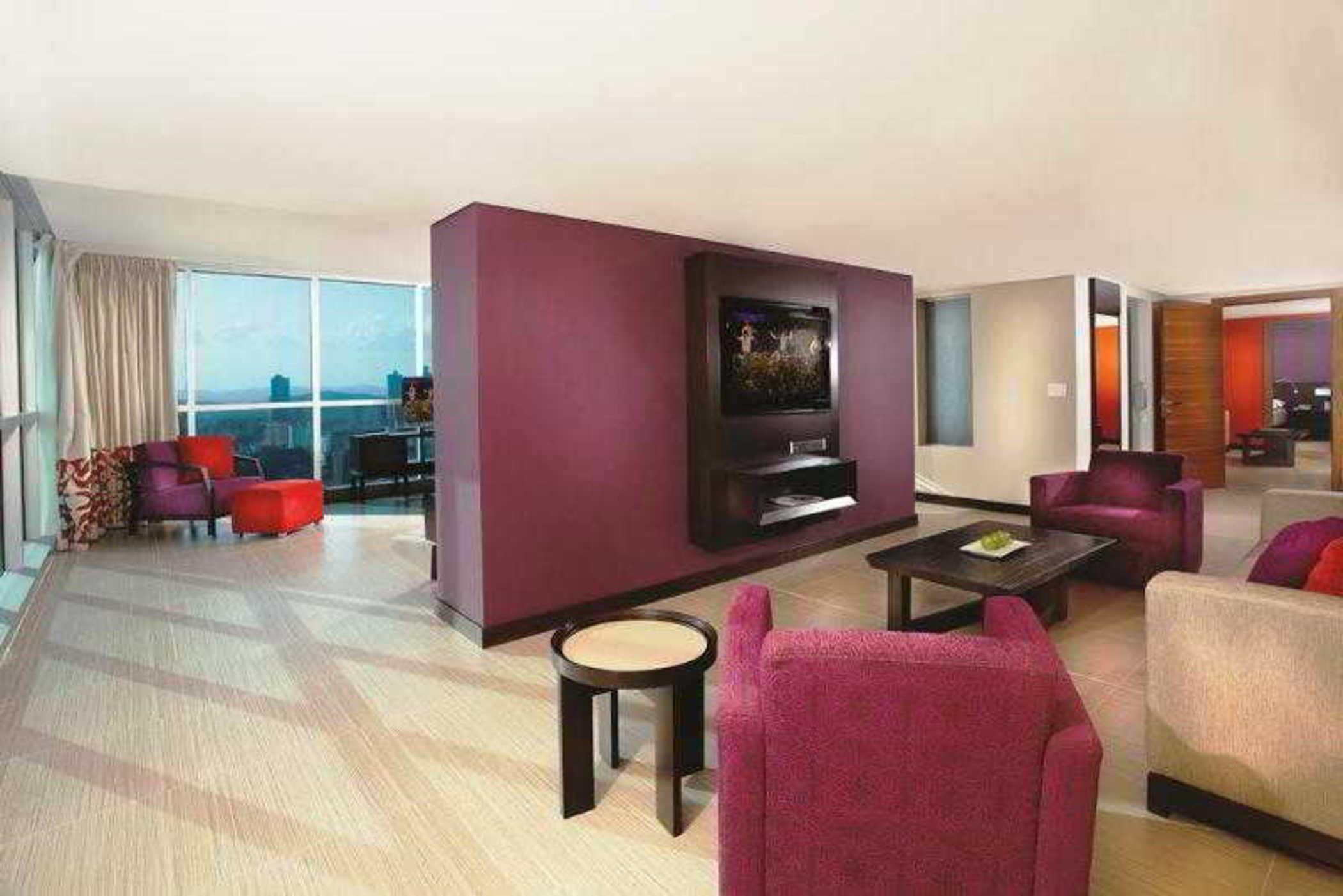 Megapolis Hotel Panama Ngoại thất bức ảnh A suite at the W Hotel, San Francisco