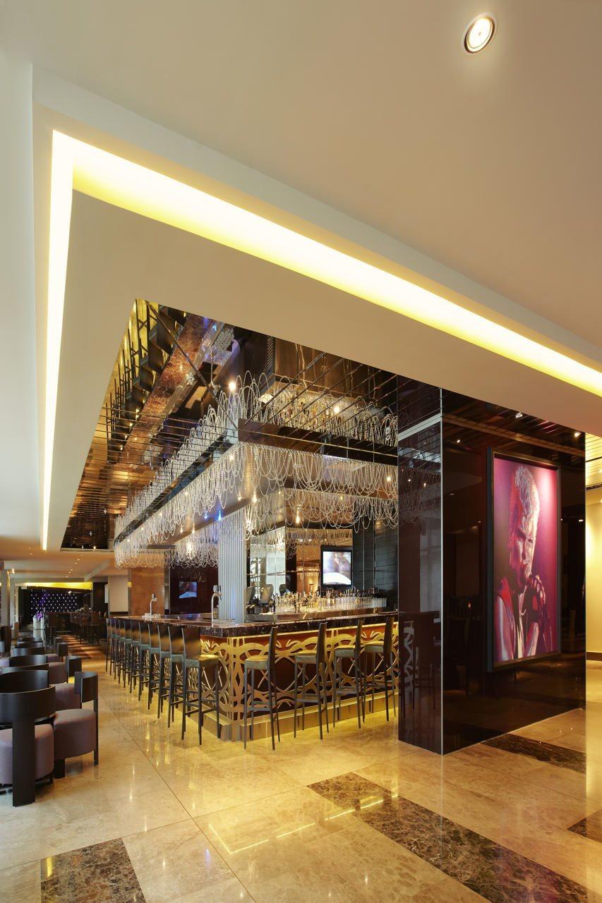 Megapolis Hotel Panama Ngoại thất bức ảnh The bar at the lobby