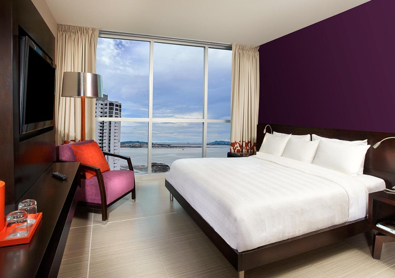 Megapolis Hotel Panama Ngoại thất bức ảnh A bedroom at the W Hotel in Panama City