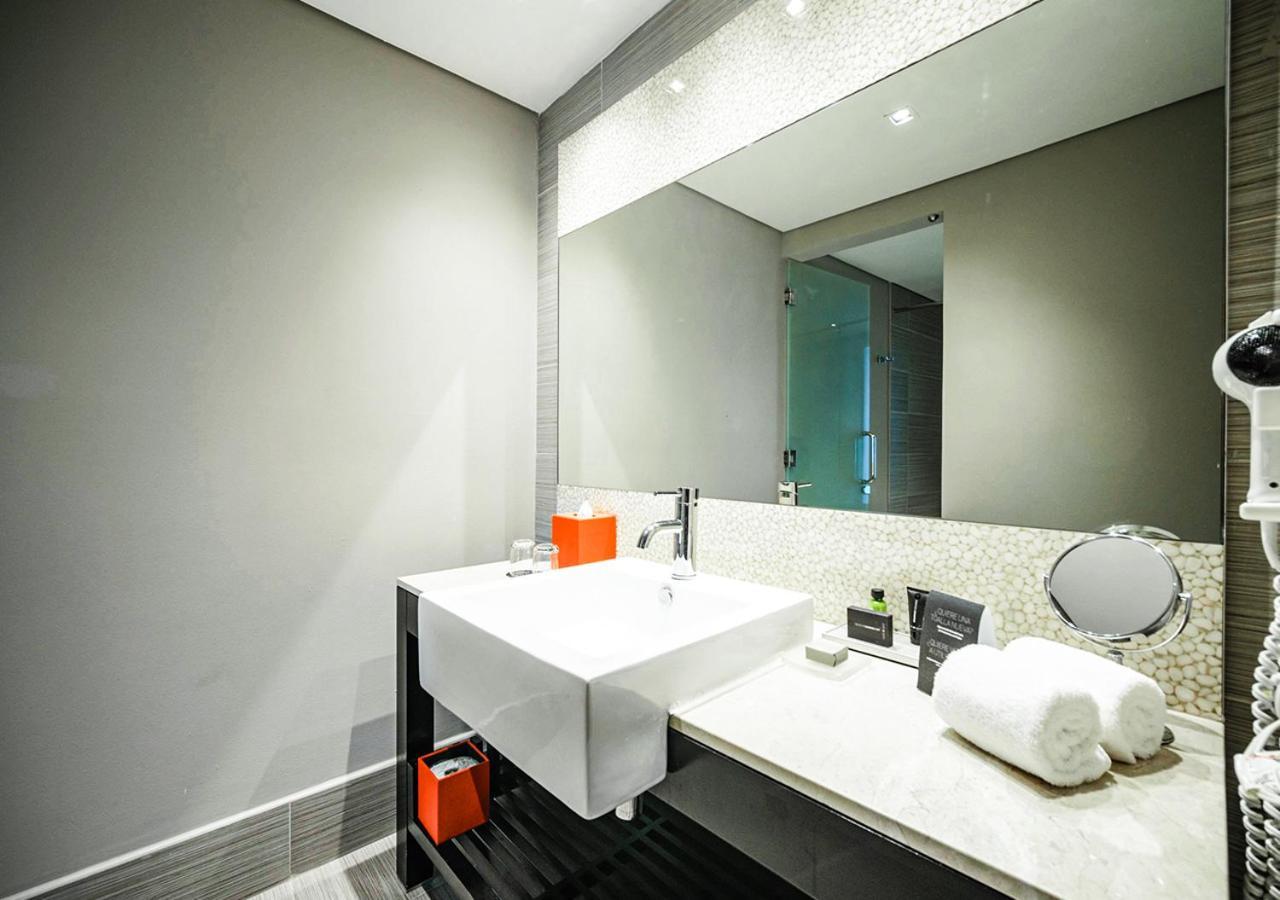 Megapolis Hotel Panama Ngoại thất bức ảnh Bathroom